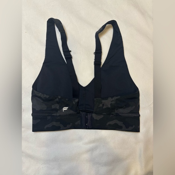Fabletics Black and Gray Camo Sports Bra - Picture 3 of 5